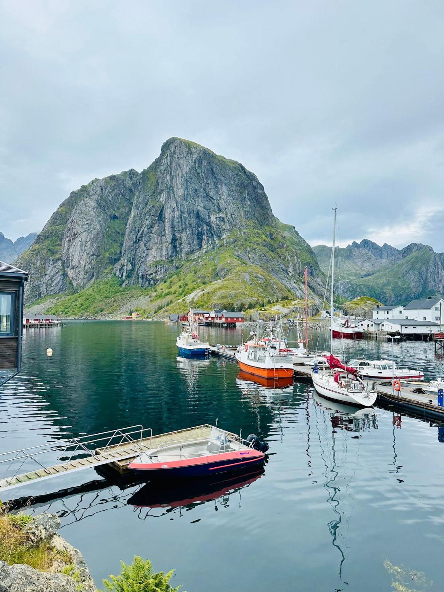 Hamnoy Horizon